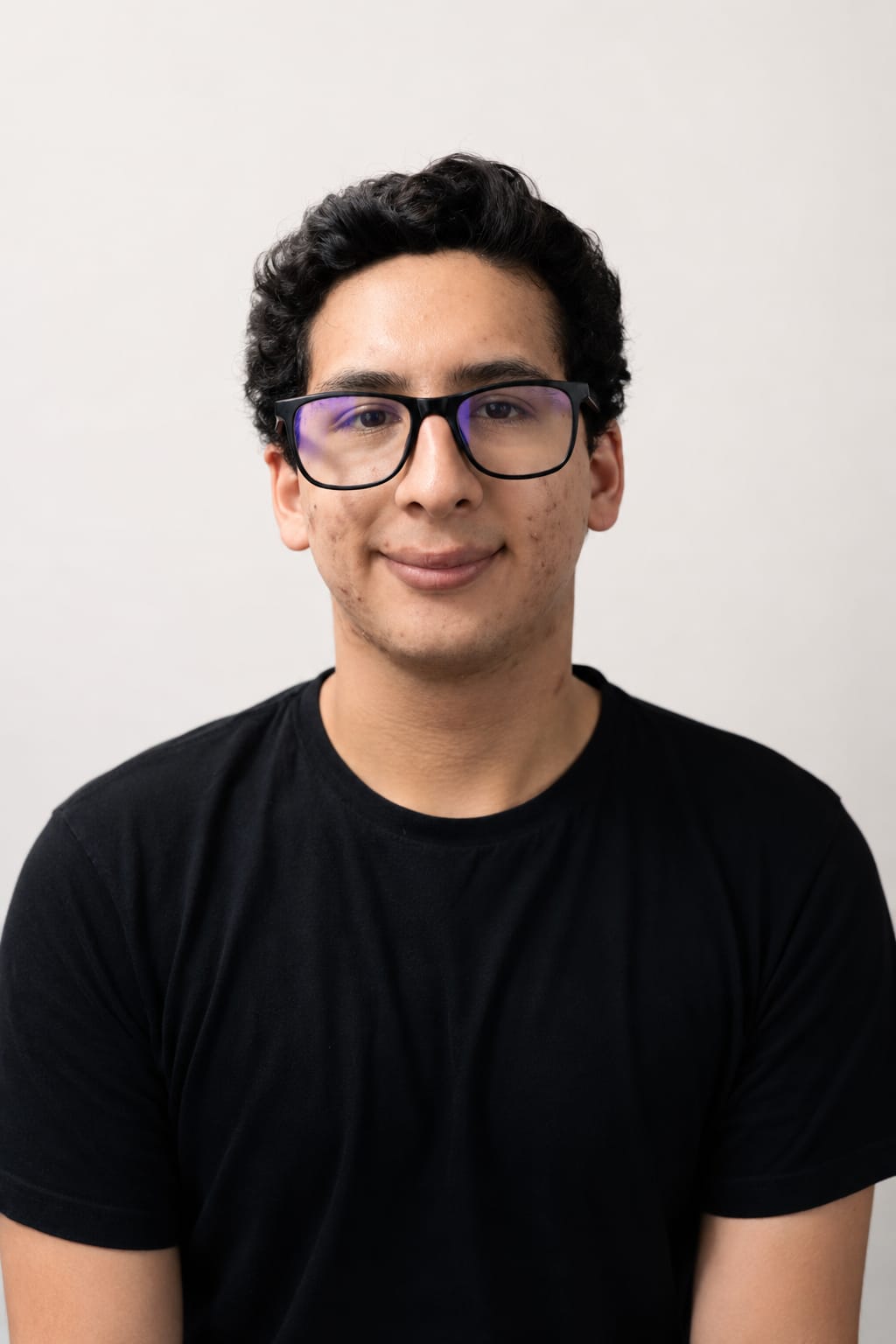 Hola, soy <br/><span class='text-amber-700'>Sebastián Tamayo Betancur</span>